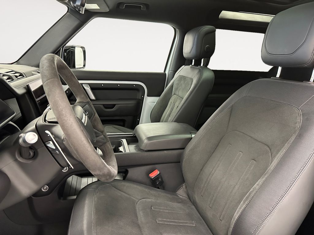 2022 Land Rover Defender V8 - Photo 9