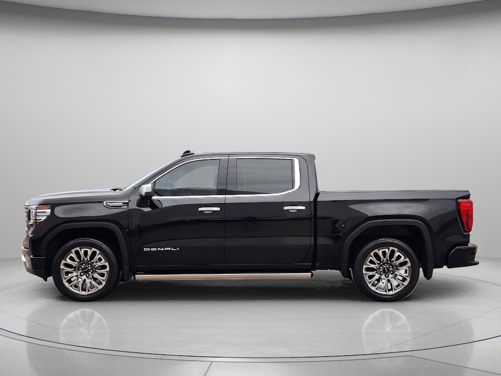Used 2023 GMC Sierra 1500 Denali Ultimate 4WD Crew Cab 147 Denali Ultimate