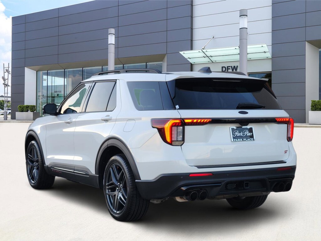 Used 2025 Ford Explorer ST ST 4WD