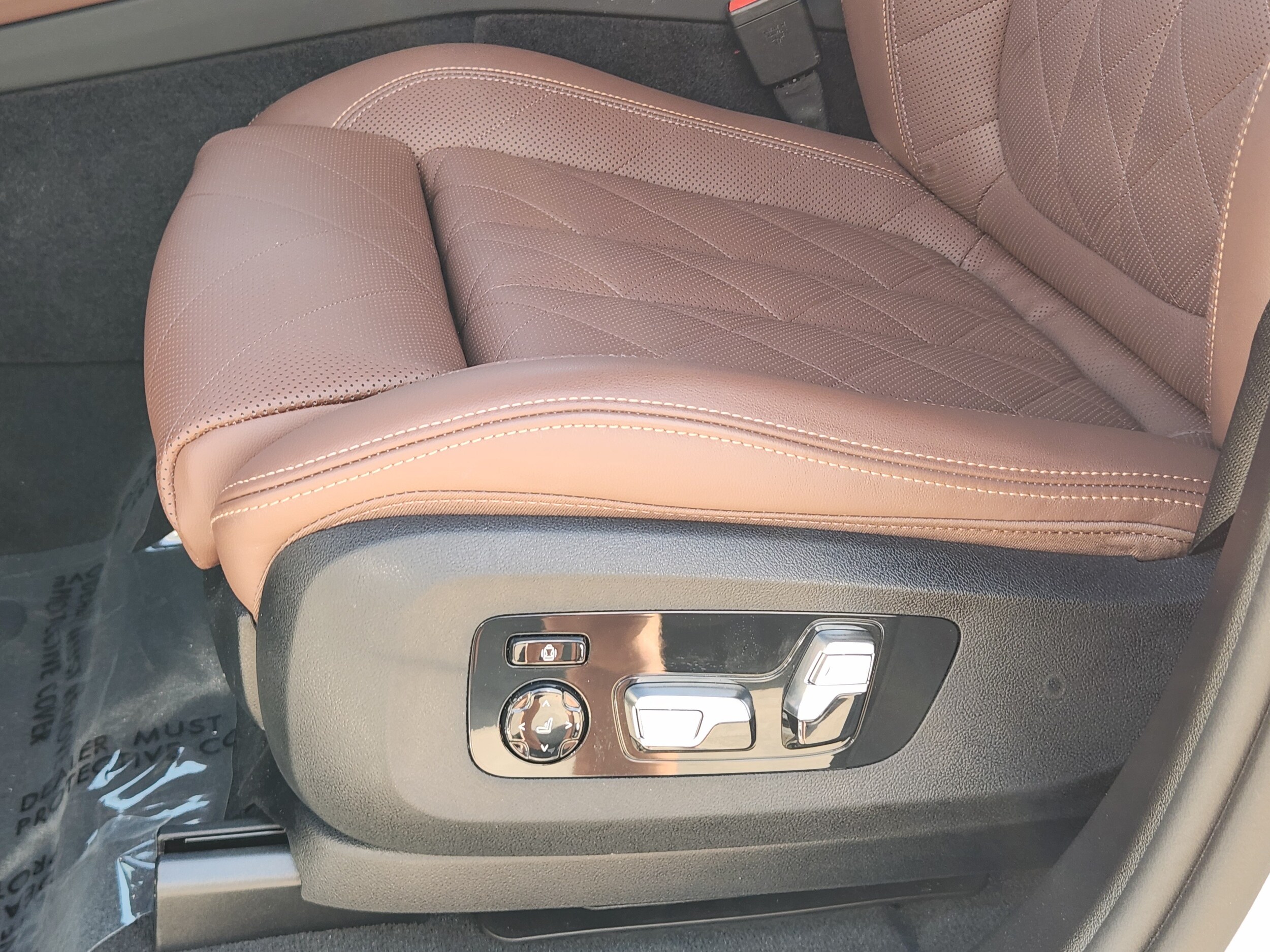2025 BMW X7 40i - Photo 24