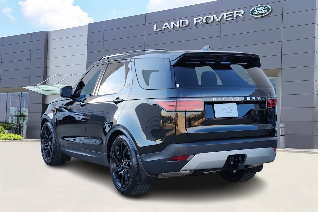 Certified 2025 Land Rover Discovery S P300 S