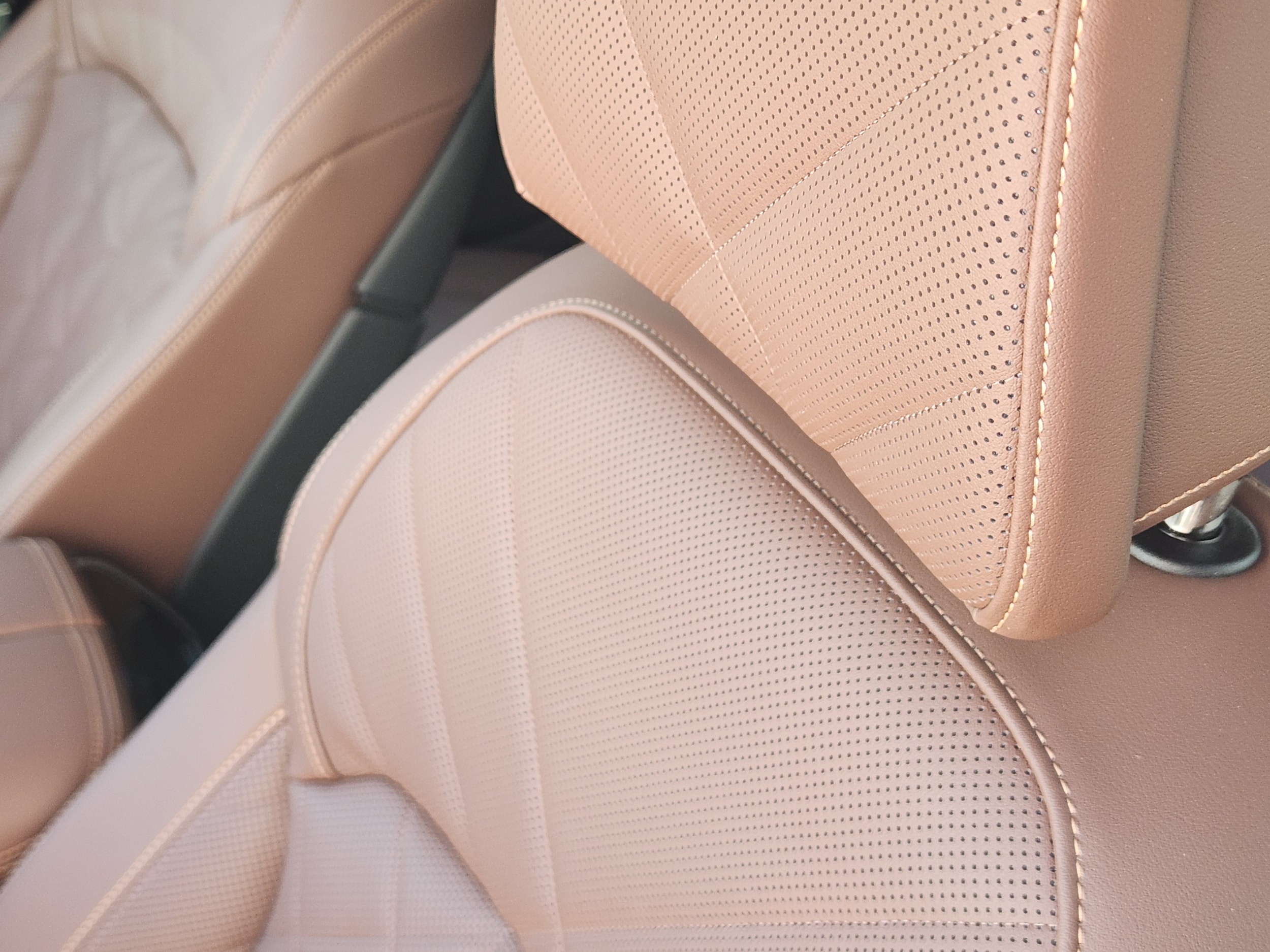 2025 BMW X7 40i - Photo 14