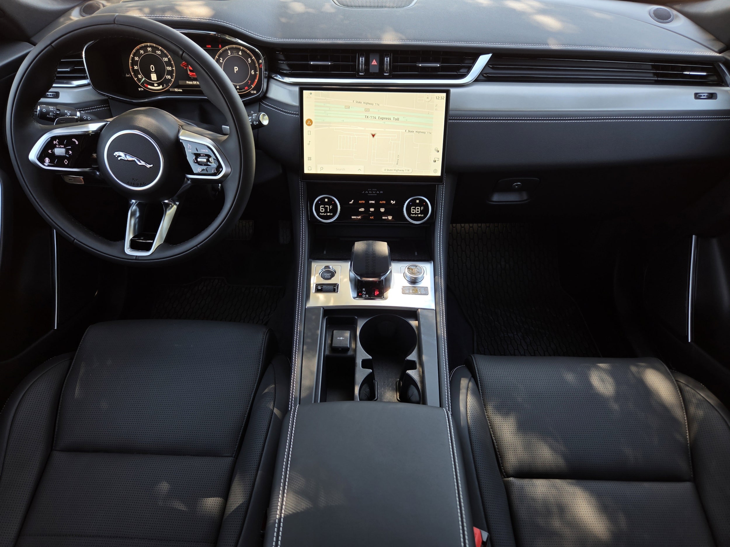 2026 Jaguar F-Pace R-Dynamic S - Photo 23