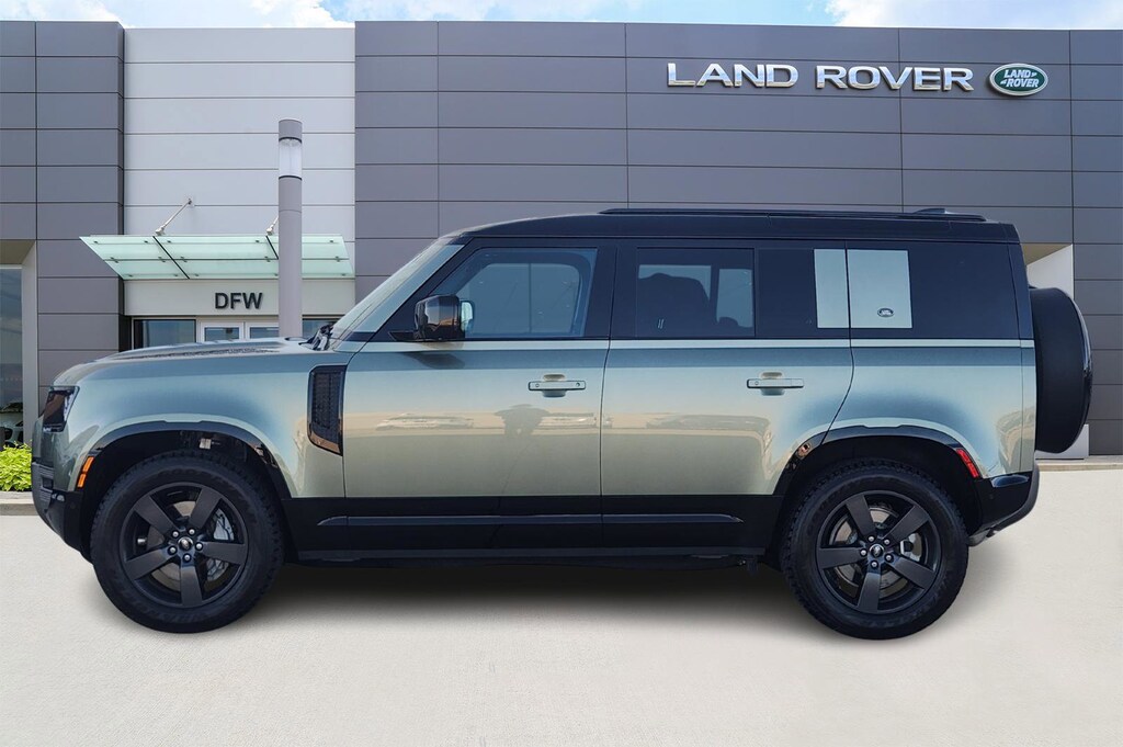 Used 2024 Land Rover Defender 110 X-Dynamic SE 110 P400 X-Dynamic SE