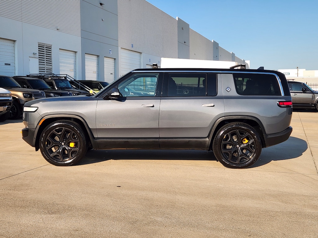 Used 2023 Rivian R1S Adventure Adventure Quad-Motor Large Pack