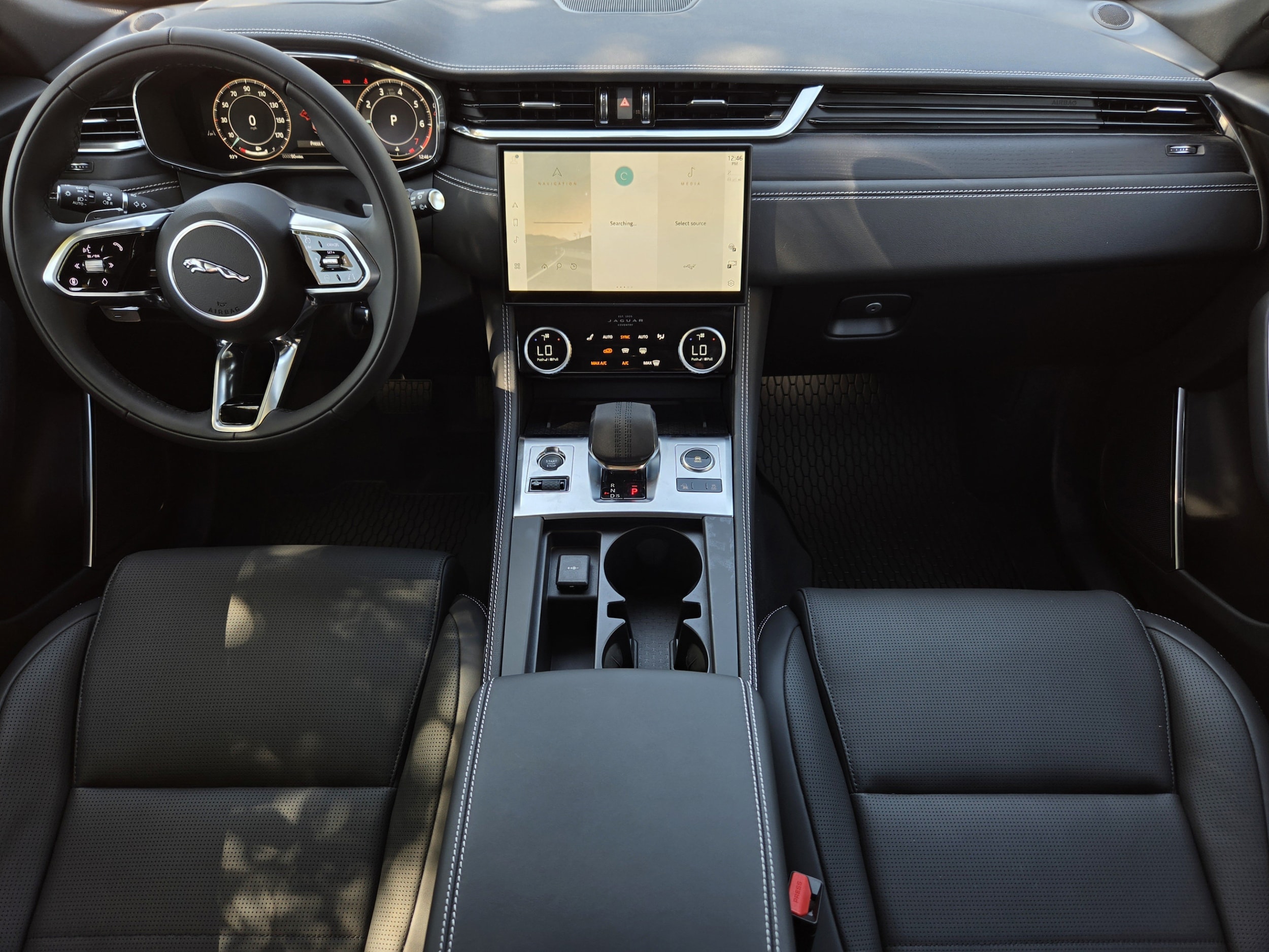 2026 Jaguar F-Pace R-Dynamic S - Photo 23