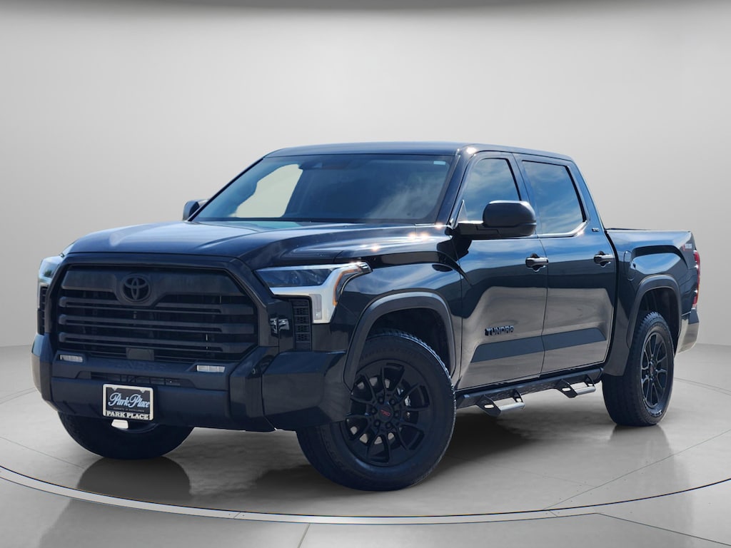 Used 2022 Toyota Tundra SR5 SR5 CrewMax 5.5 Bed