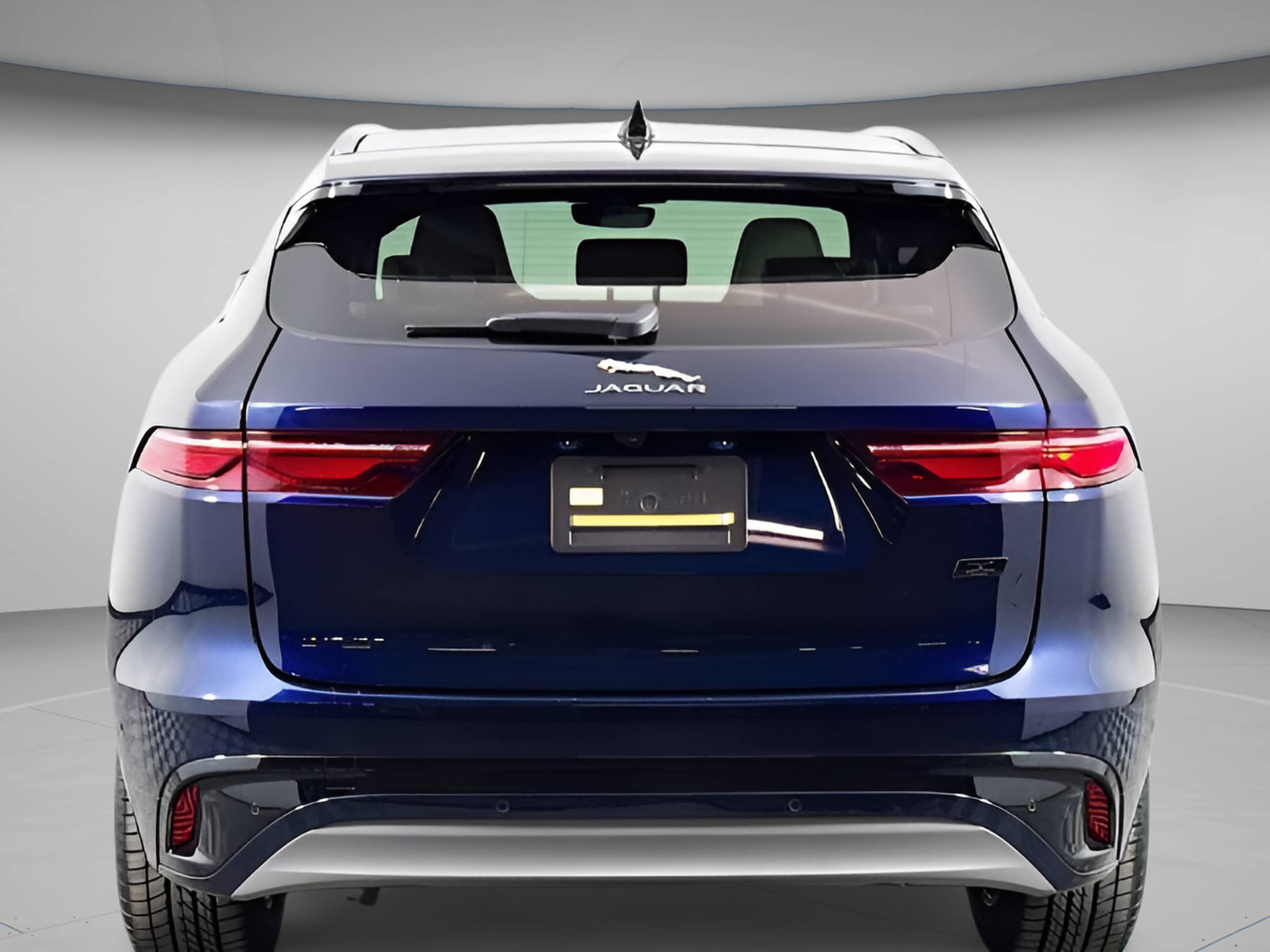 2026 Jaguar F-Pace R-Dynamic S - Photo 33