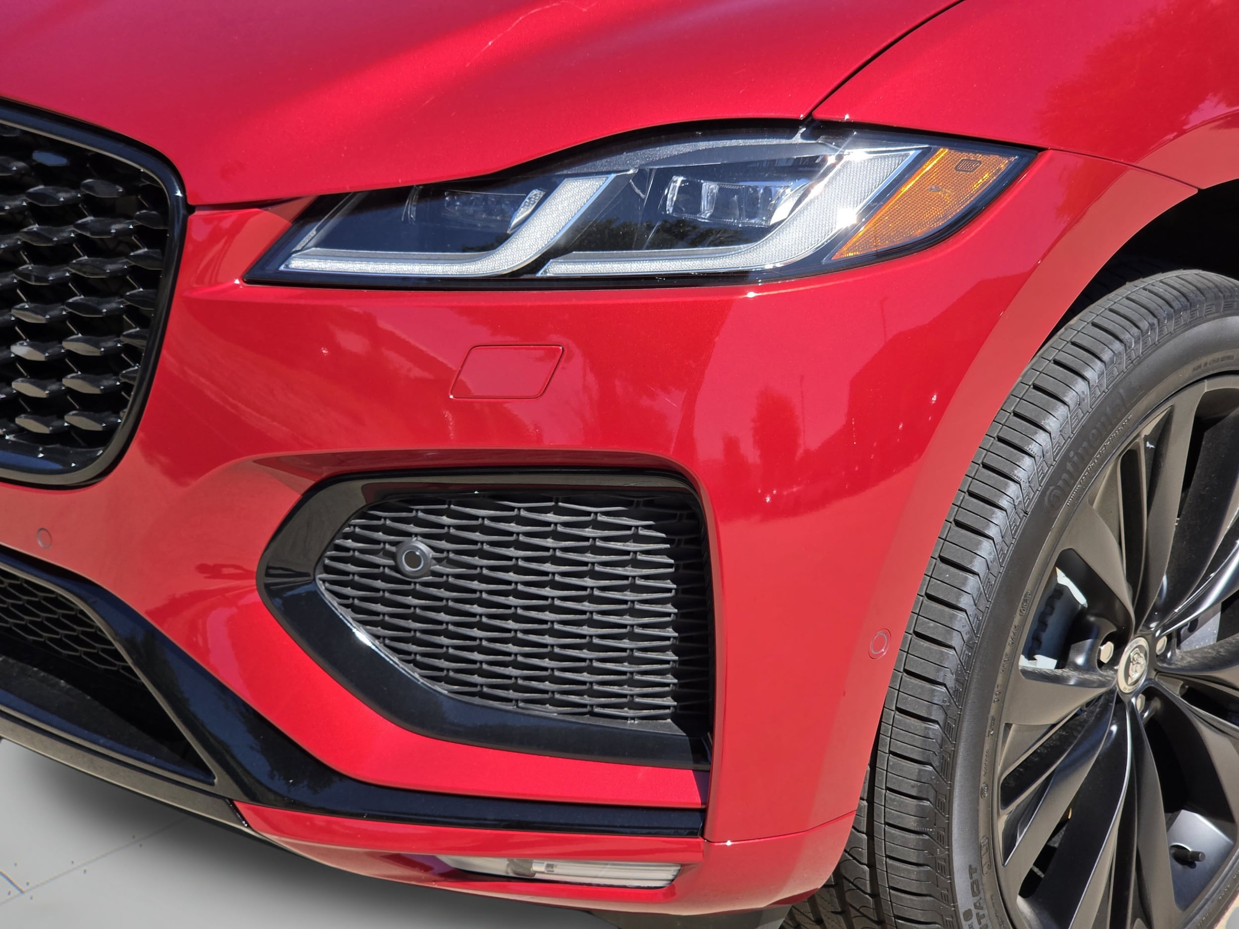 2026 Jaguar F-Pace R-Dynamic S - Photo 32