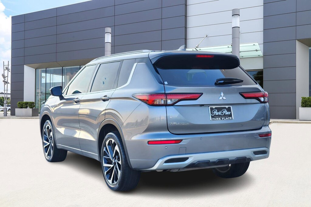 Used 2022 Mitsubishi Outlander SEL SEL FWD