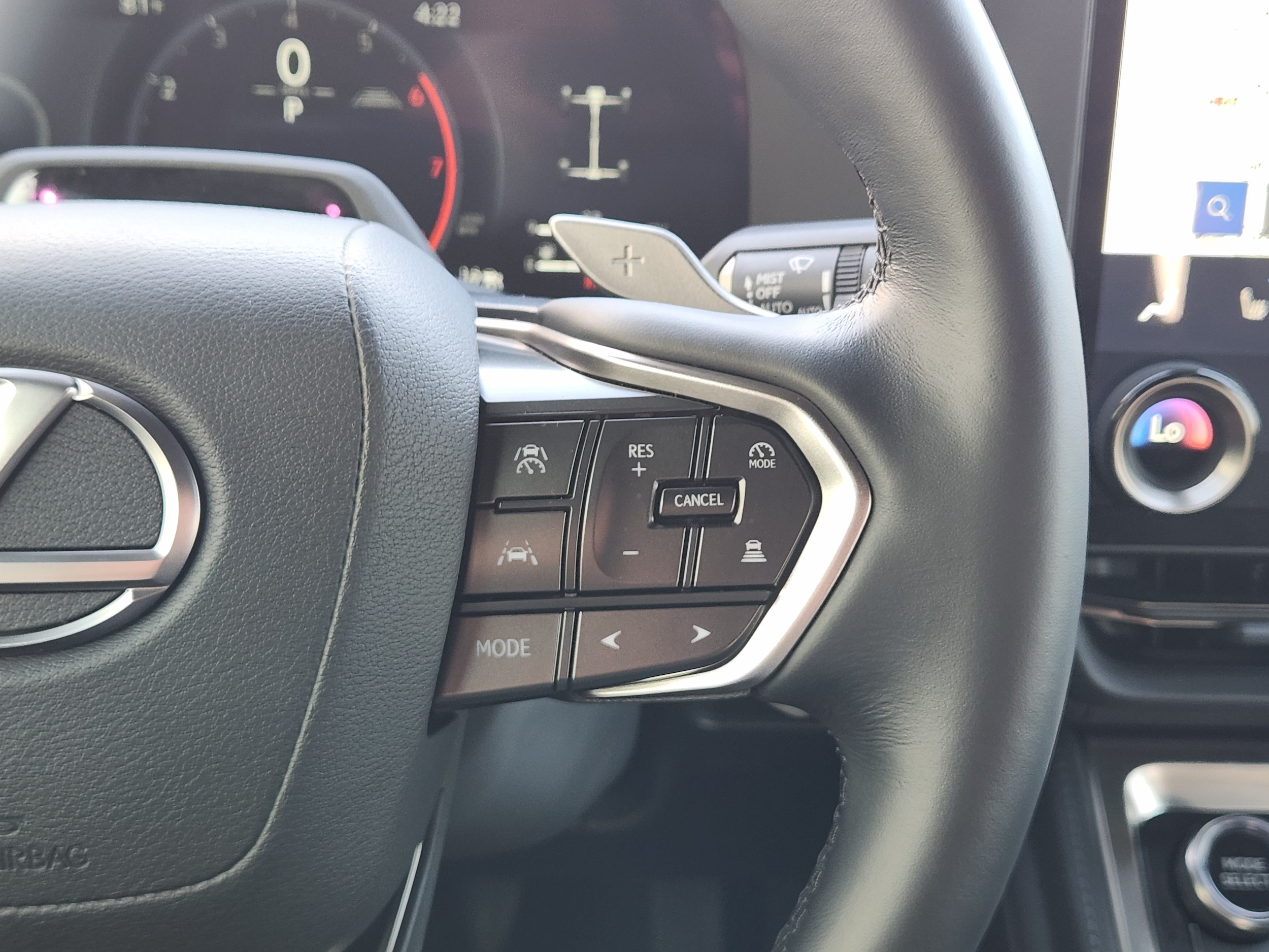 2026 Lexus GX Luxury+ - Photo 28