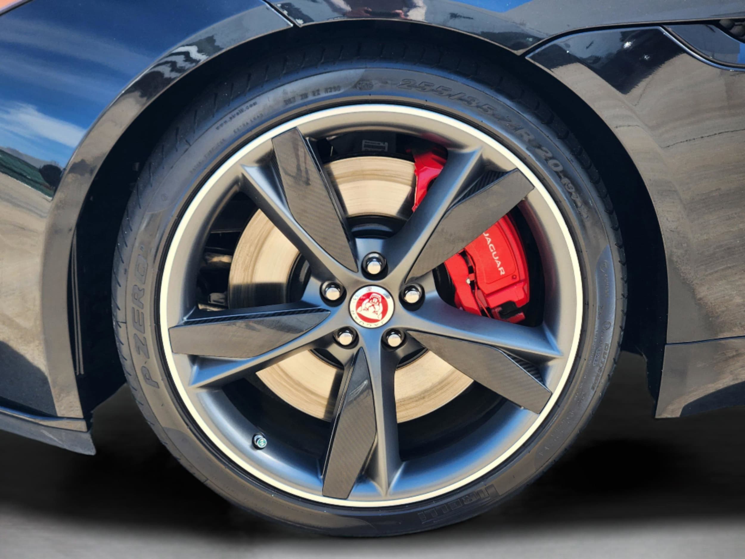 2020 Jaguar F-Type R - Photo 32