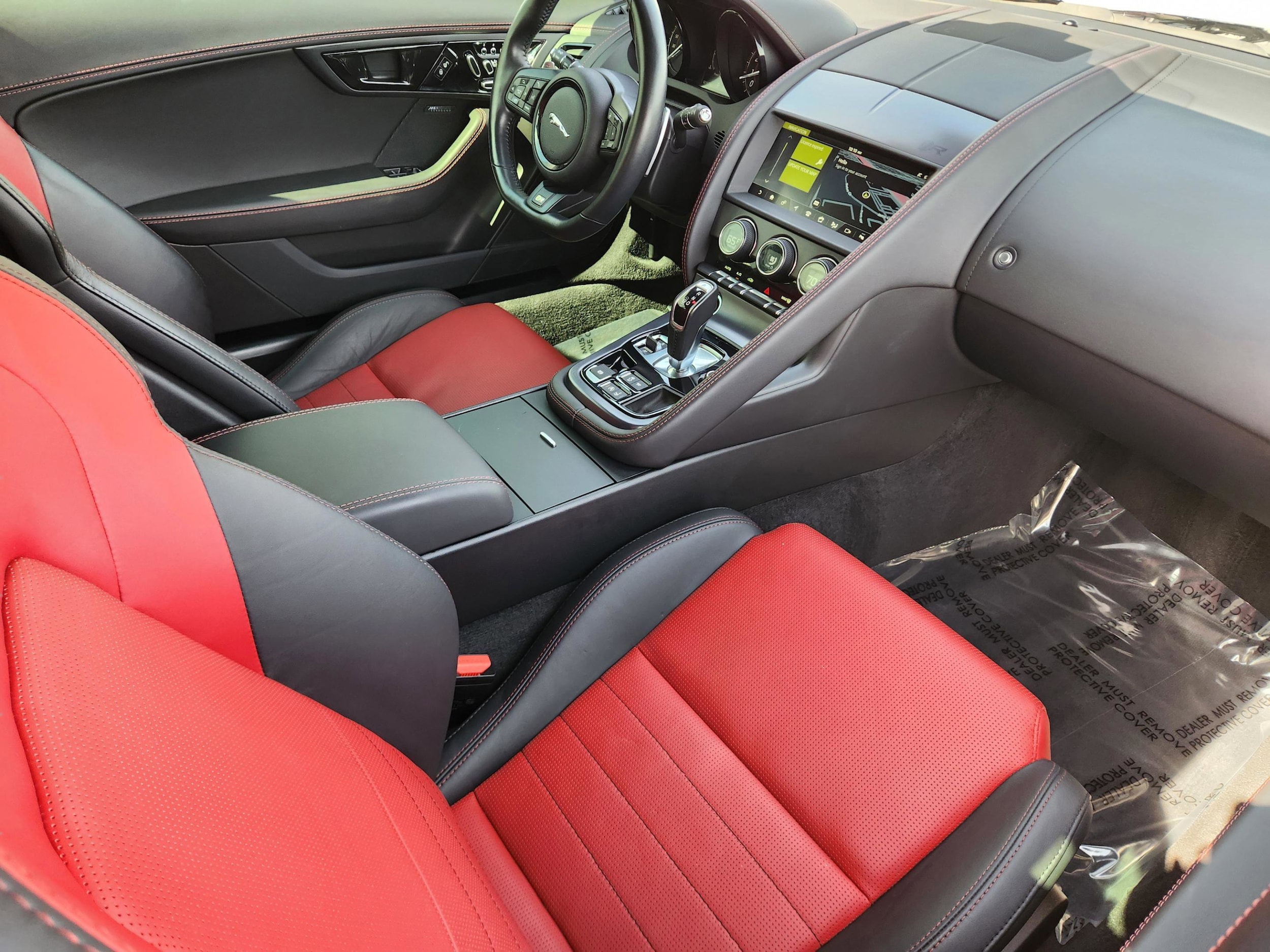 2020 Jaguar F-Type R - Photo 12
