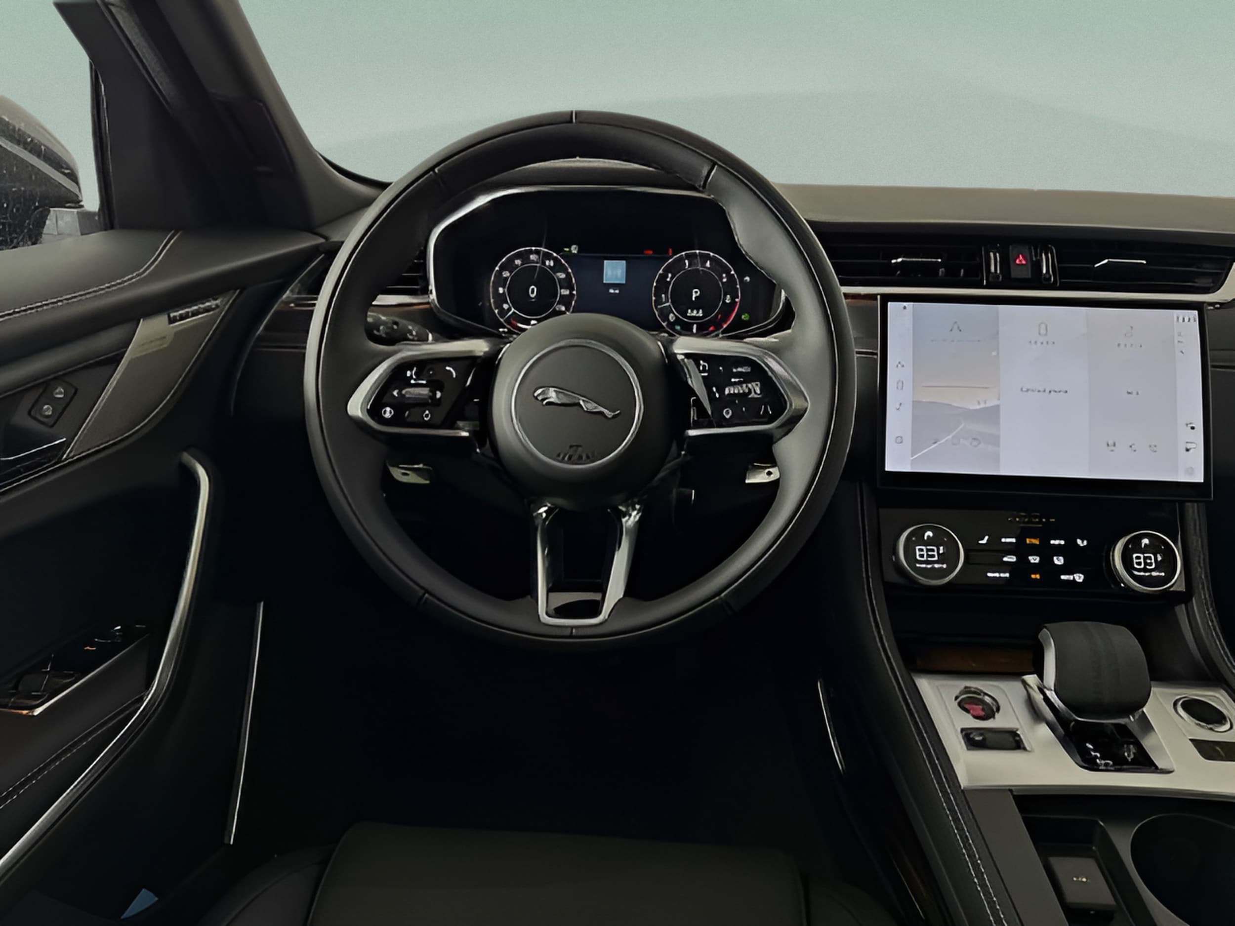 2026 Jaguar F-Pace R-Dynamic S - Photo 23