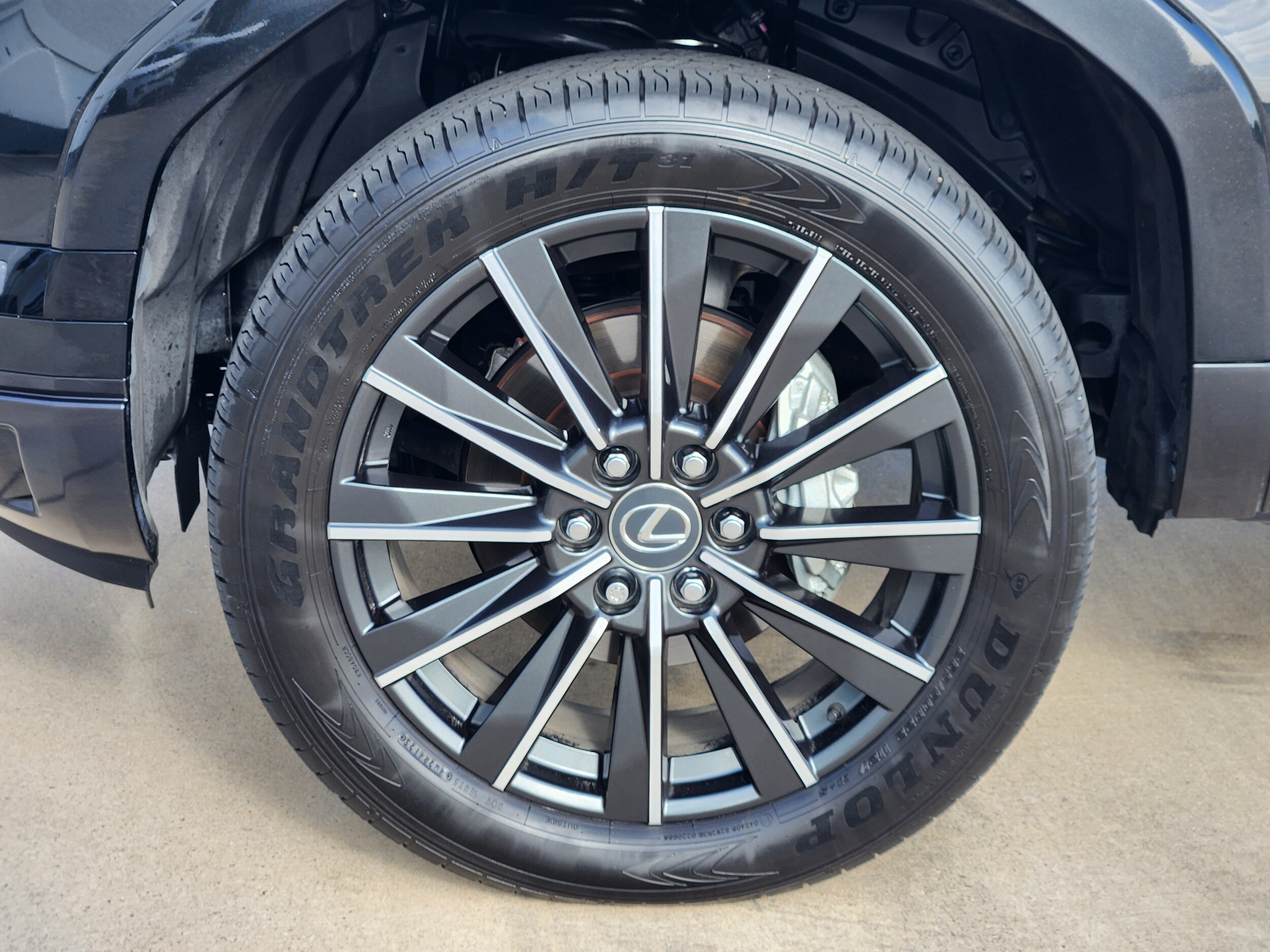 2026 Lexus GX Luxury+ - Photo 9