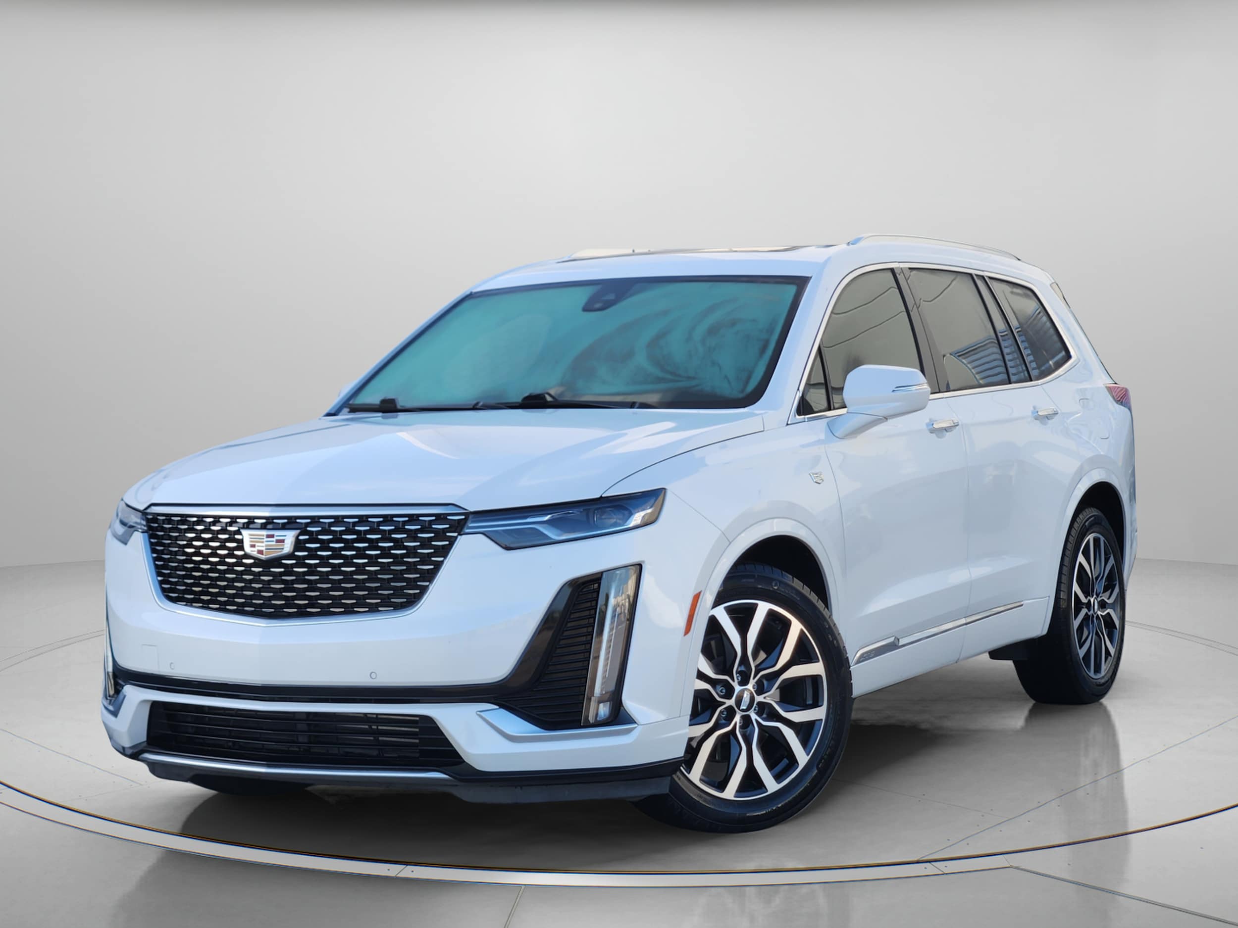Pre-Owned 2023 CADILLAC XT6 Luxury