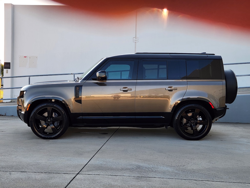 Certified 2026 Land Rover Defender 110 X-Dynamic SE 110 P400 X-Dynamic SE