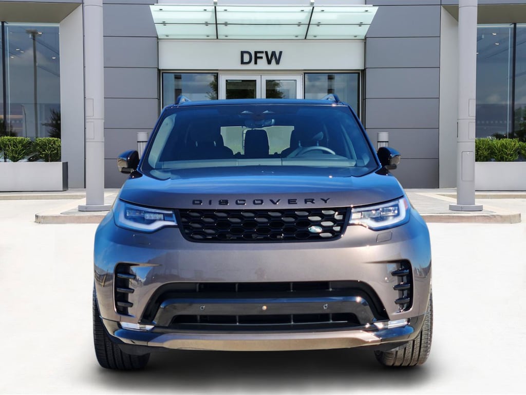 Certified 2025 Land Rover Discovery Dynamic SE P300 Dynamic SE