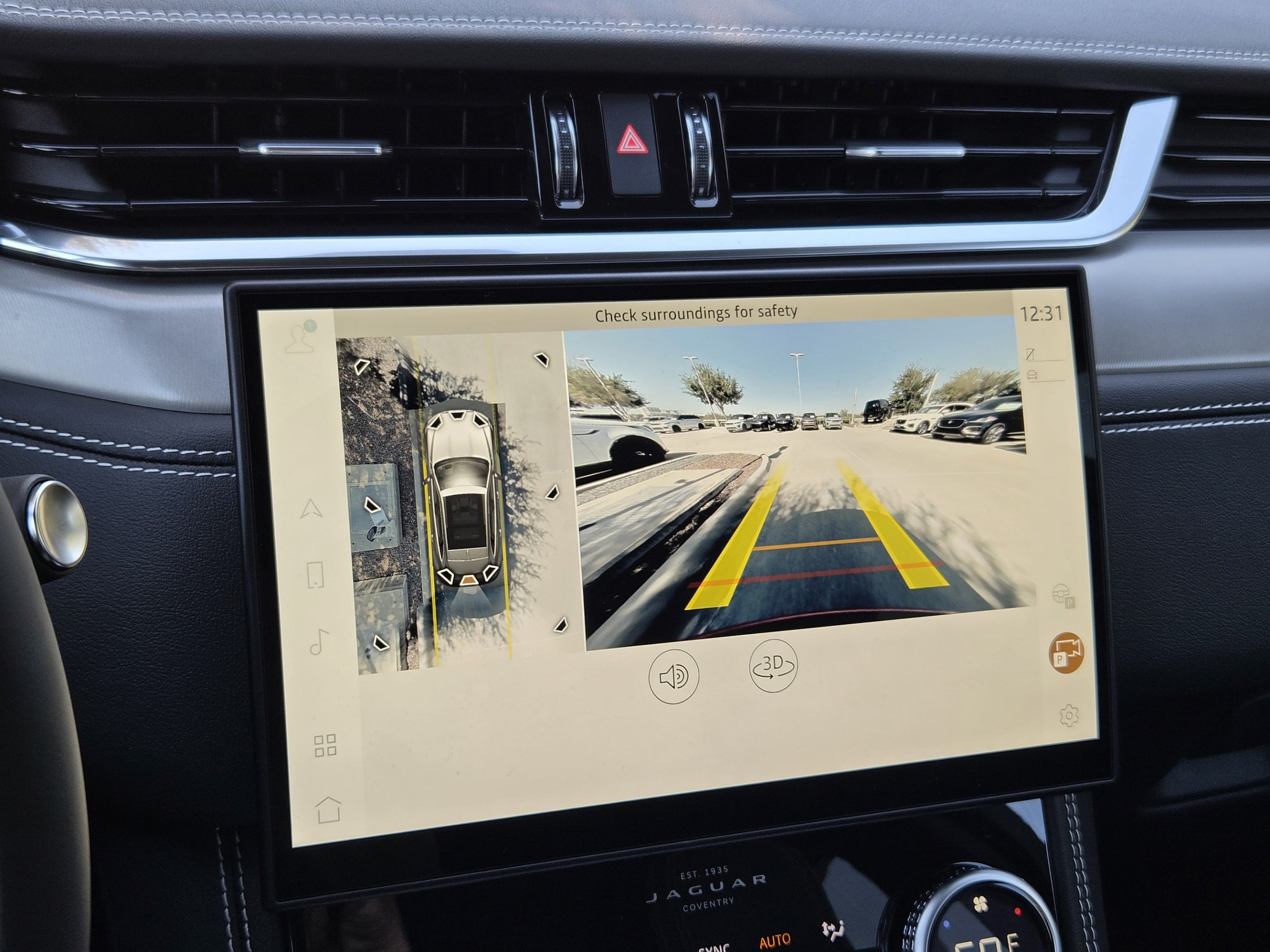 2026 Jaguar F-Pace R-Dynamic S - Photo 14