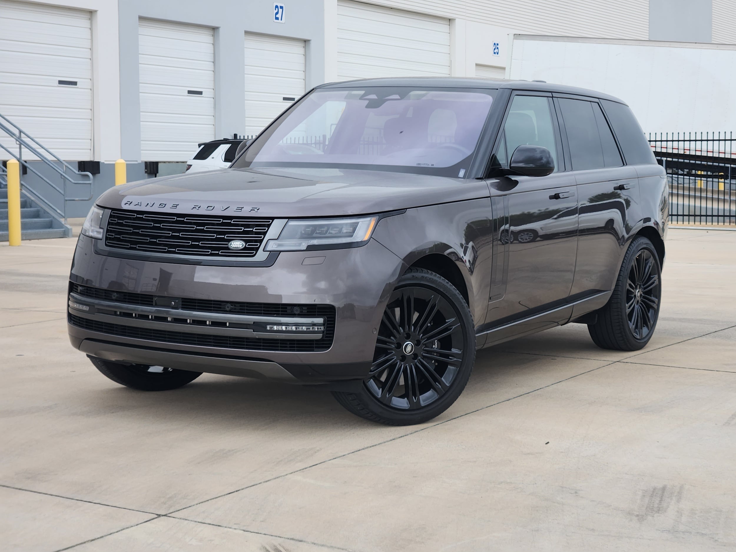 Certified Pre Owned 2023 Land Rover Range Rover Autobiography