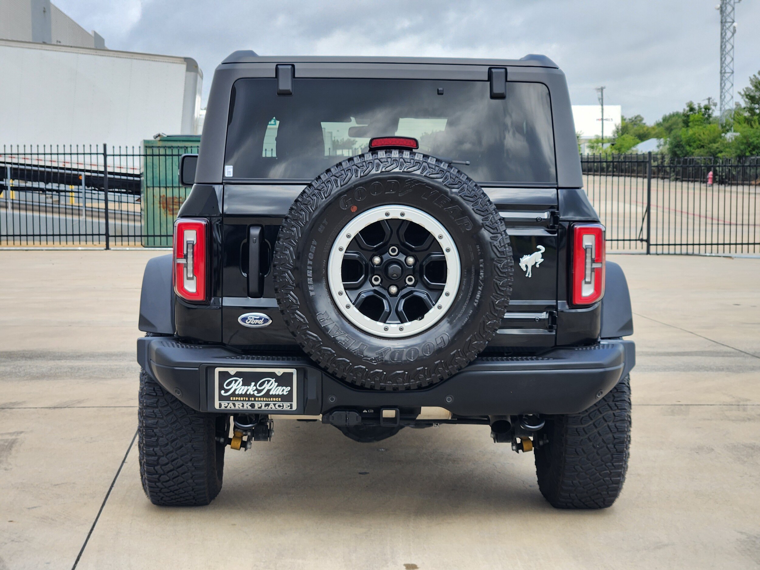 2023 Ford Bronco 4-Door Badlands - Photo 6