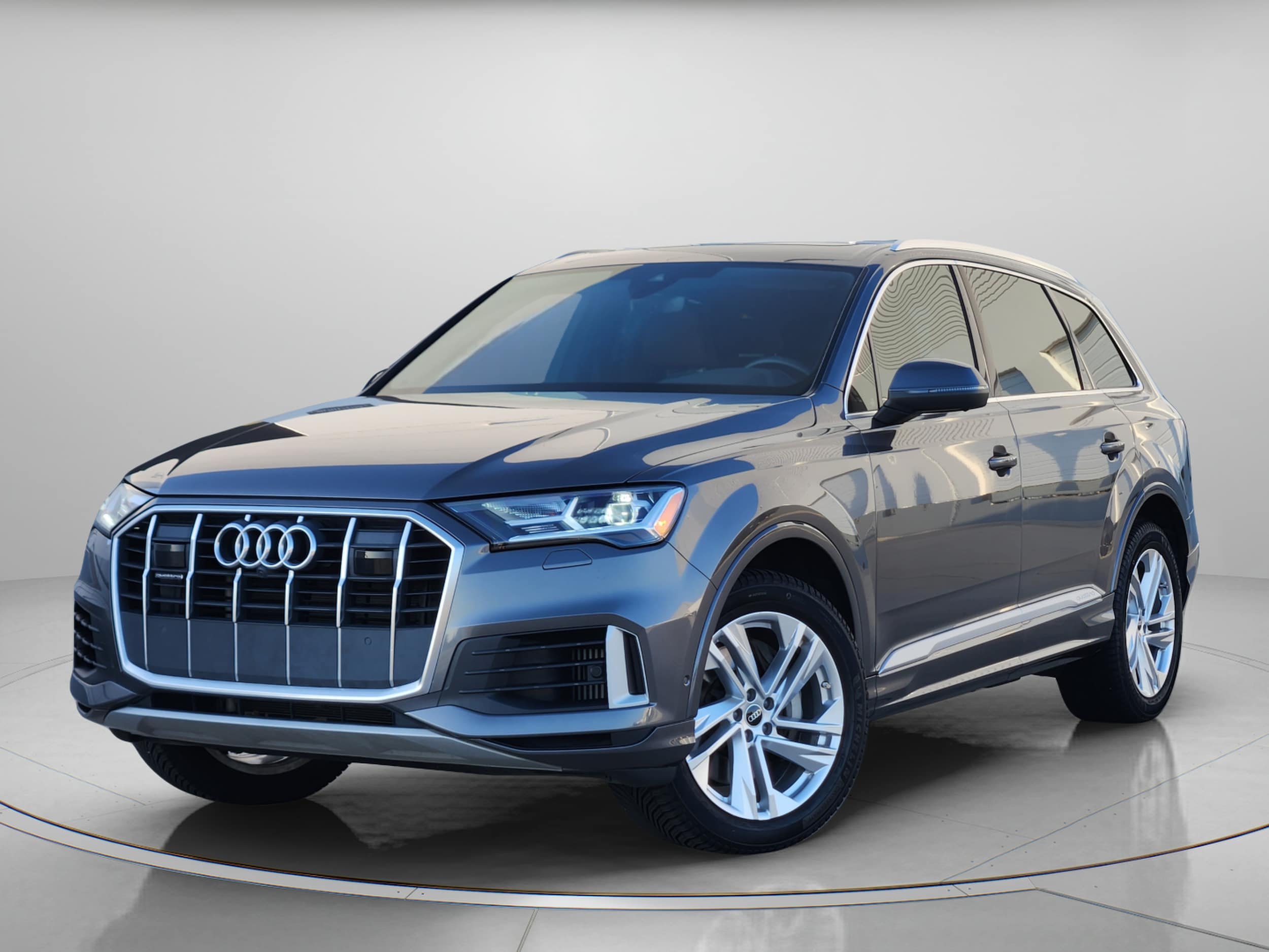 Pre-Owned 2023 Audi Q7 55 Premium Plus