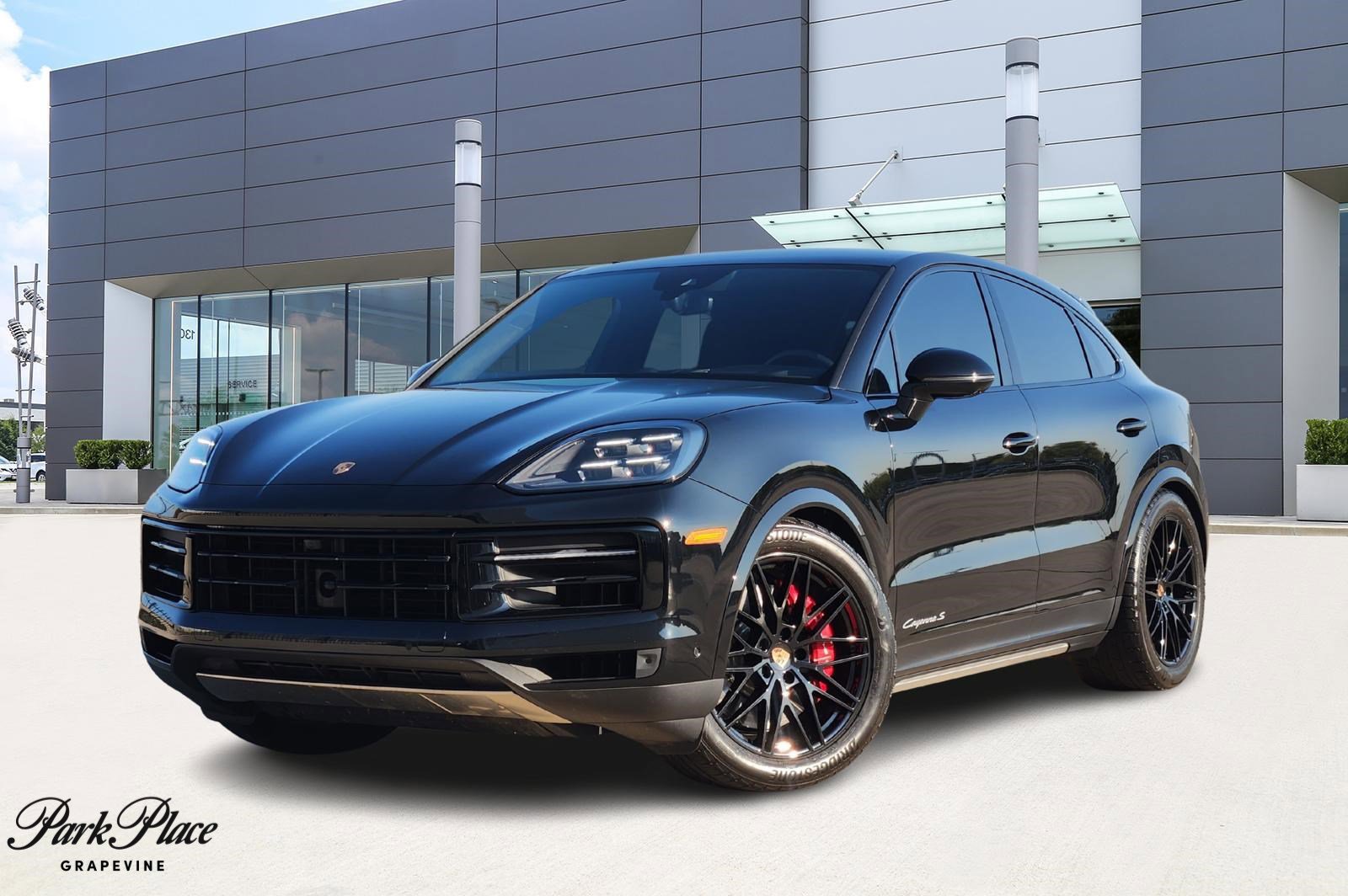 2025 Porsche Cayenne Coup S's photo