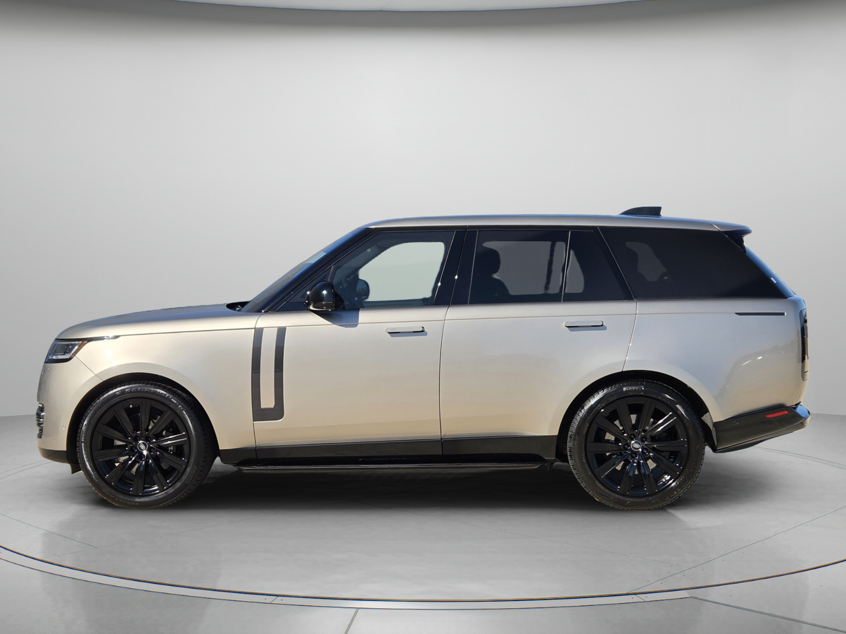 Certified 2023 Land Rover Range Rover SE P530 SE SWB