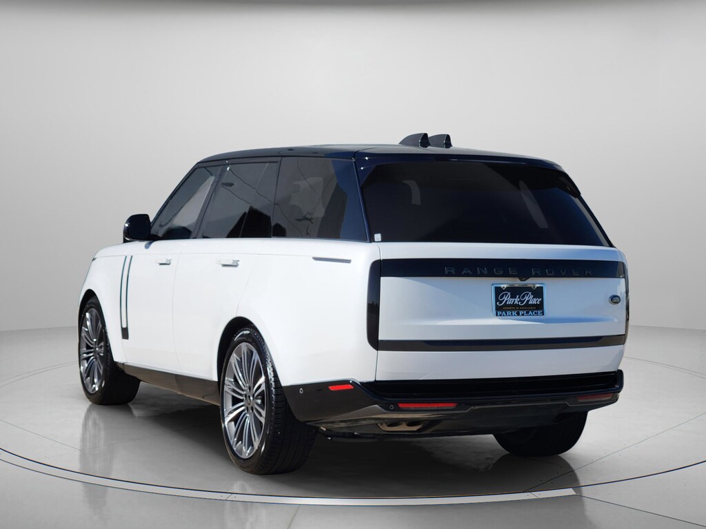 Used 2023 Land Rover Range Rover SE P530 SE SWB