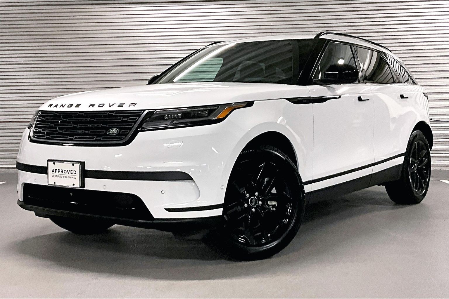 2025 Land Rover Range Rover Velar S