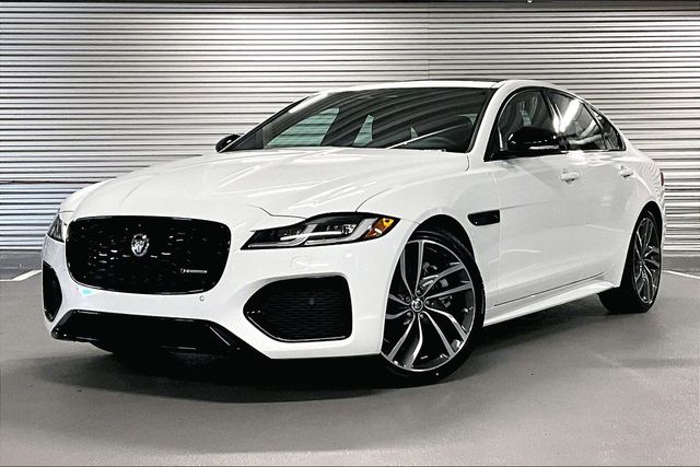2024 Jaguar XF P300 R-Dynamic SE's photo
