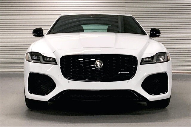 2024 Jaguar XF P300 R-Dynamic SE photo 2