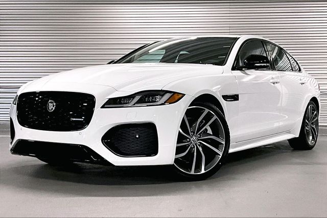 2024 Jaguar XF R-Dynamic SE