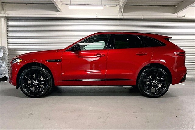 2026 Jaguar F-PACE P250 R-Dynamic S photo 3