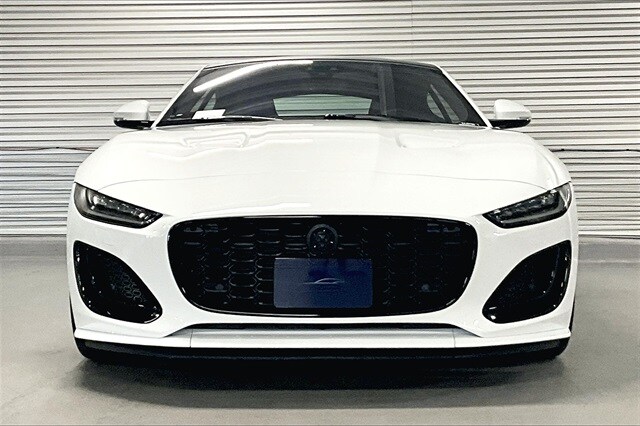 2024 Jaguar F-TYPE P450 photo 2