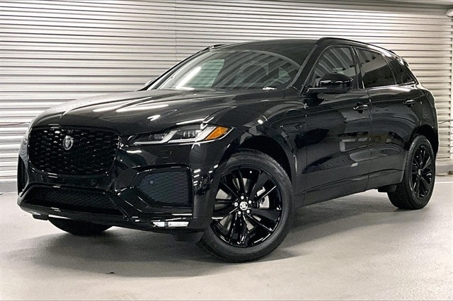 2026 Jaguar F-Pace R-Dynamic S's photo