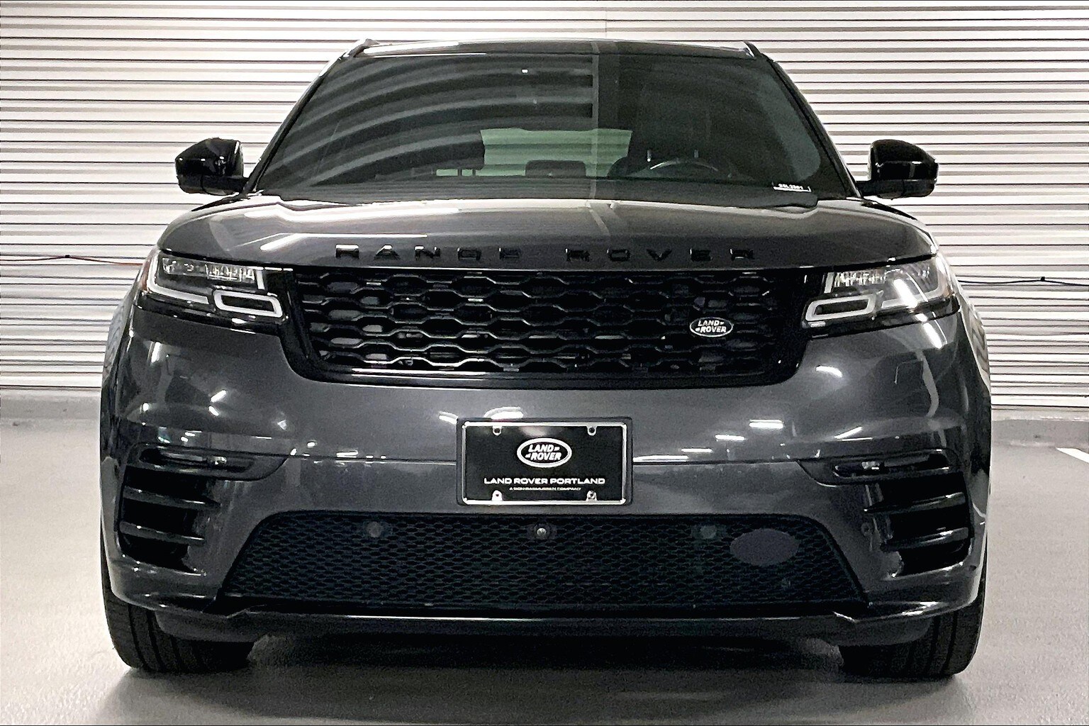 2021 Land Rover Range Rover Velar R-Dynamic S photo 2