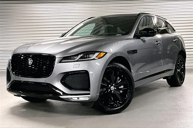 2026 Jaguar F-Pace R-Dynamic S's photo