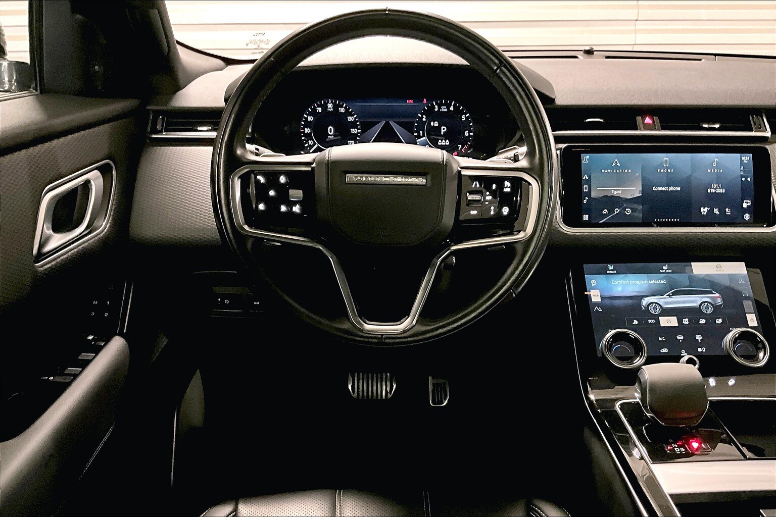 2021 Land Rover Range Rover Velar R-Dynamic S photo 4