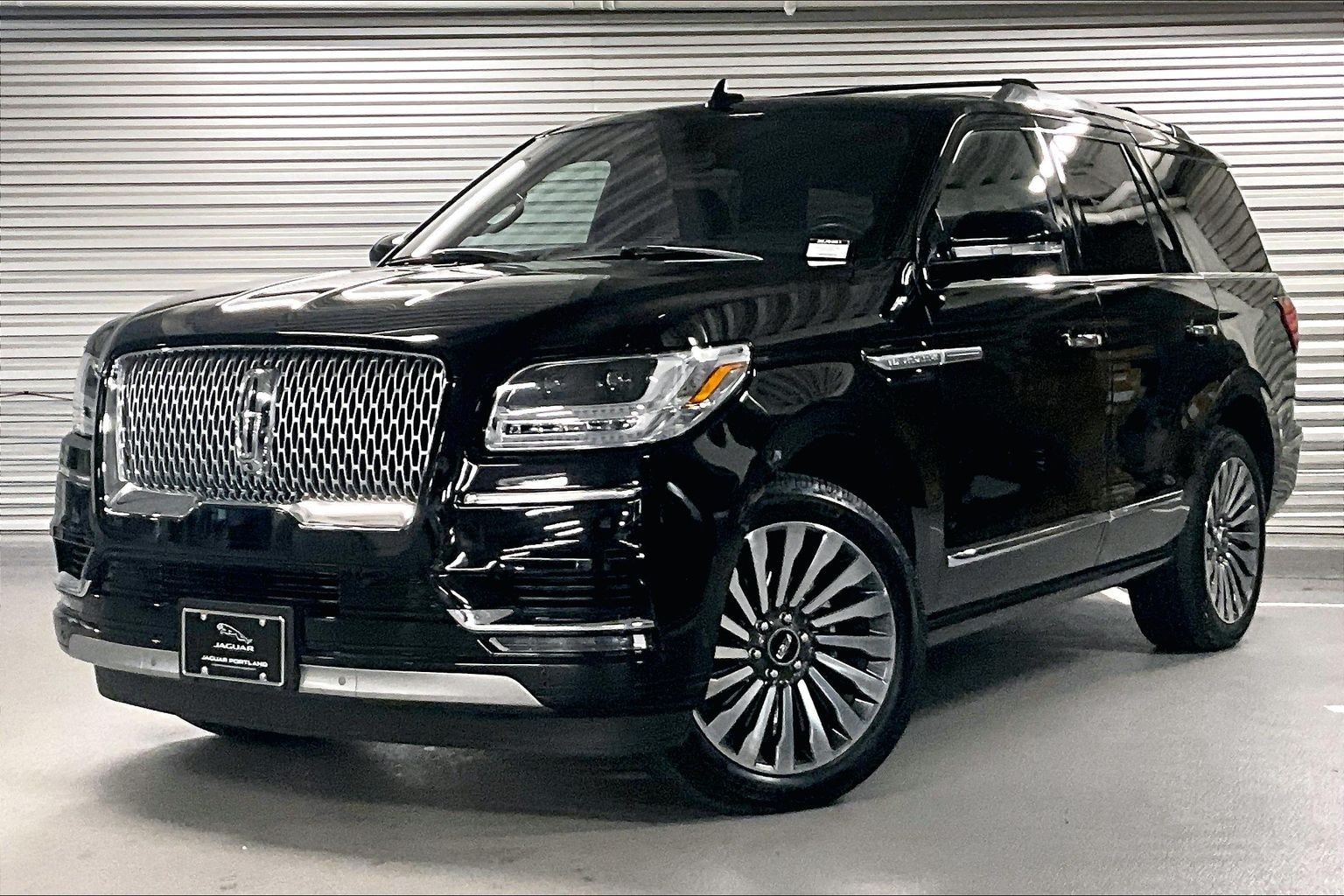 2019 Lincoln Navigator Reserve 4WD's photo