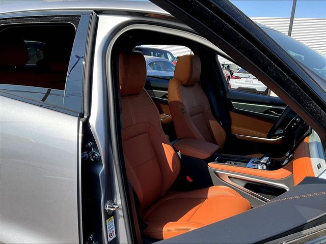 2026 Jaguar F-Pace R-Dynamic S - Photo 31