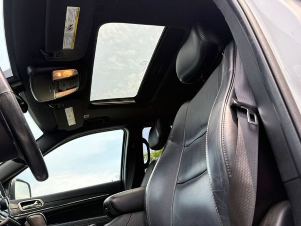 Used 2017 Jeep Grand Cherokee Limited SUV
