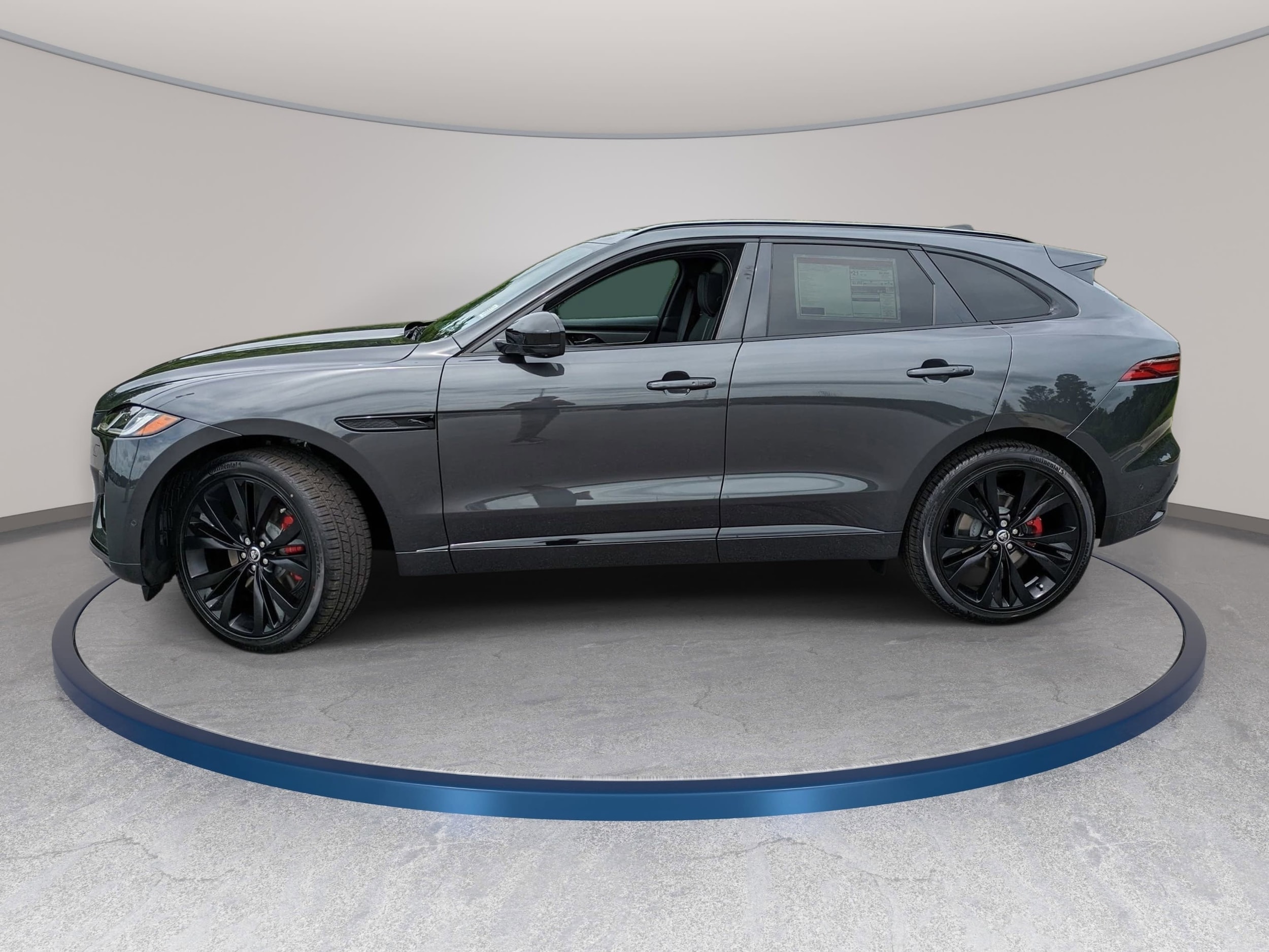 2026 Jaguar F-Pace R-Dynamic S - Photo 9