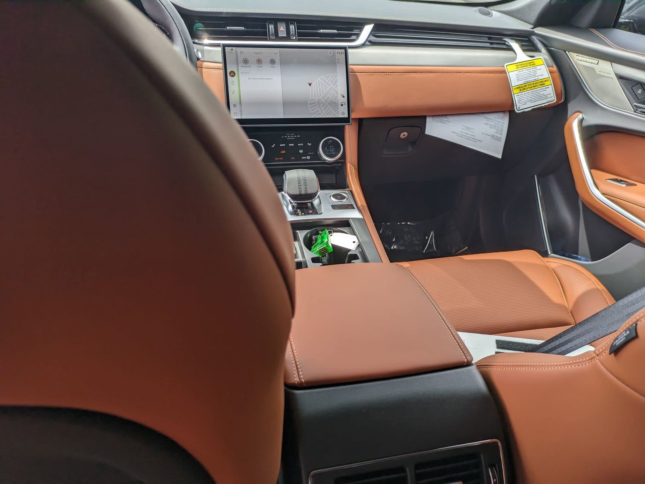 2026 Jaguar F-Pace R-Dynamic S - Photo 23