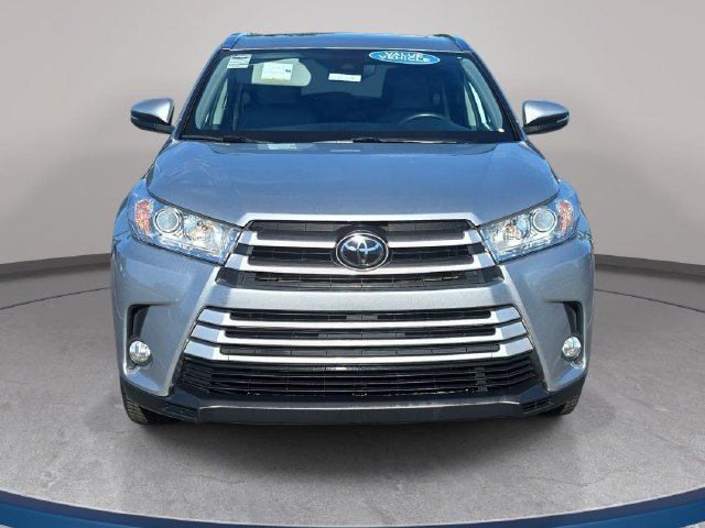 Used 2019 Toyota Highlander XLE SUV