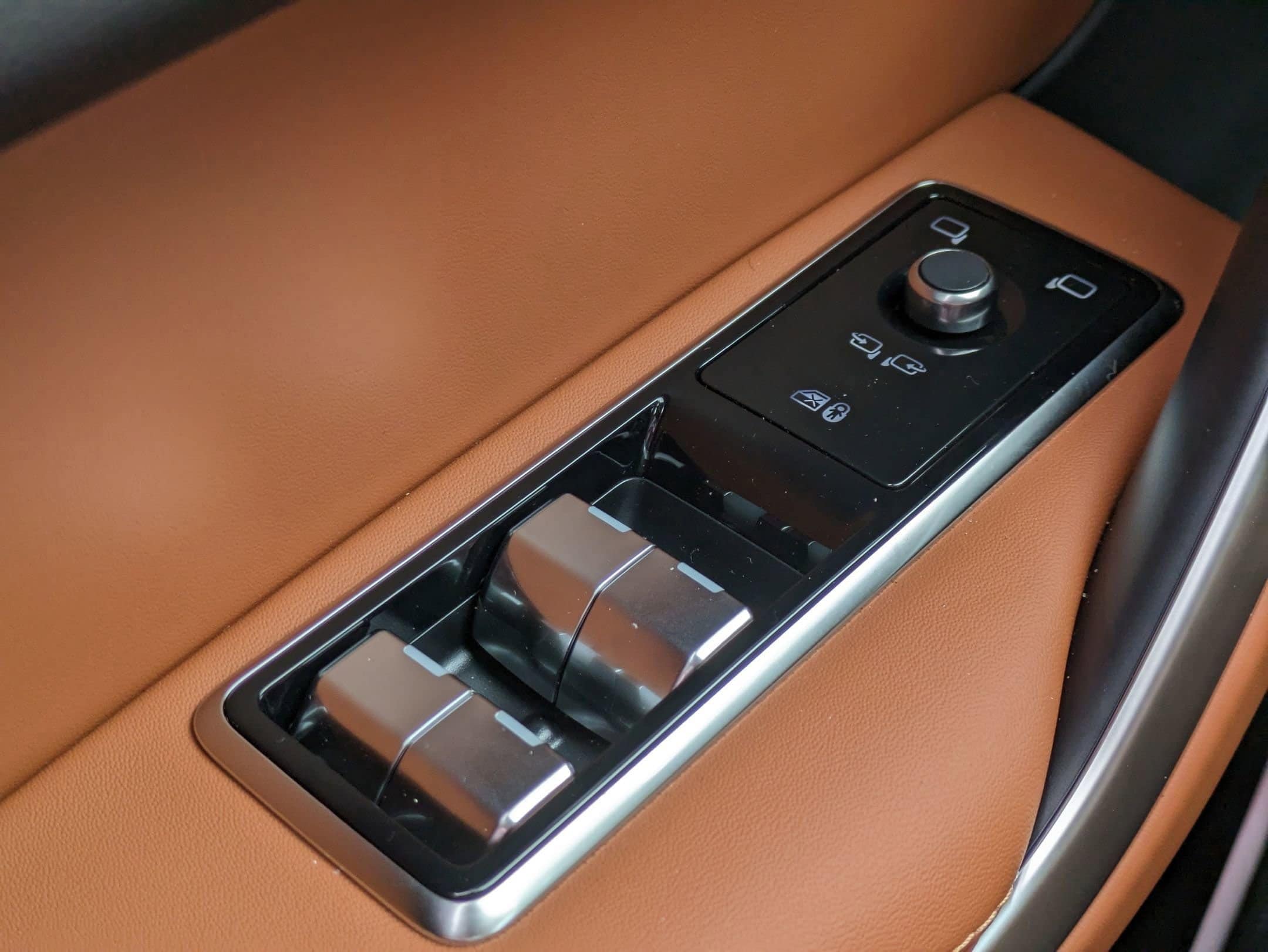 2026 Jaguar F-Pace R-Dynamic S - Photo 21