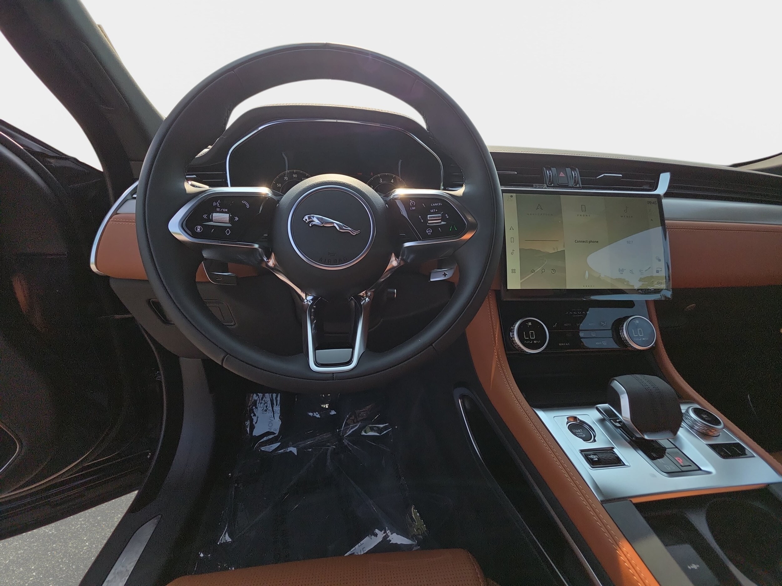 2026 Jaguar F-Pace R-Dynamic S - Photo 16