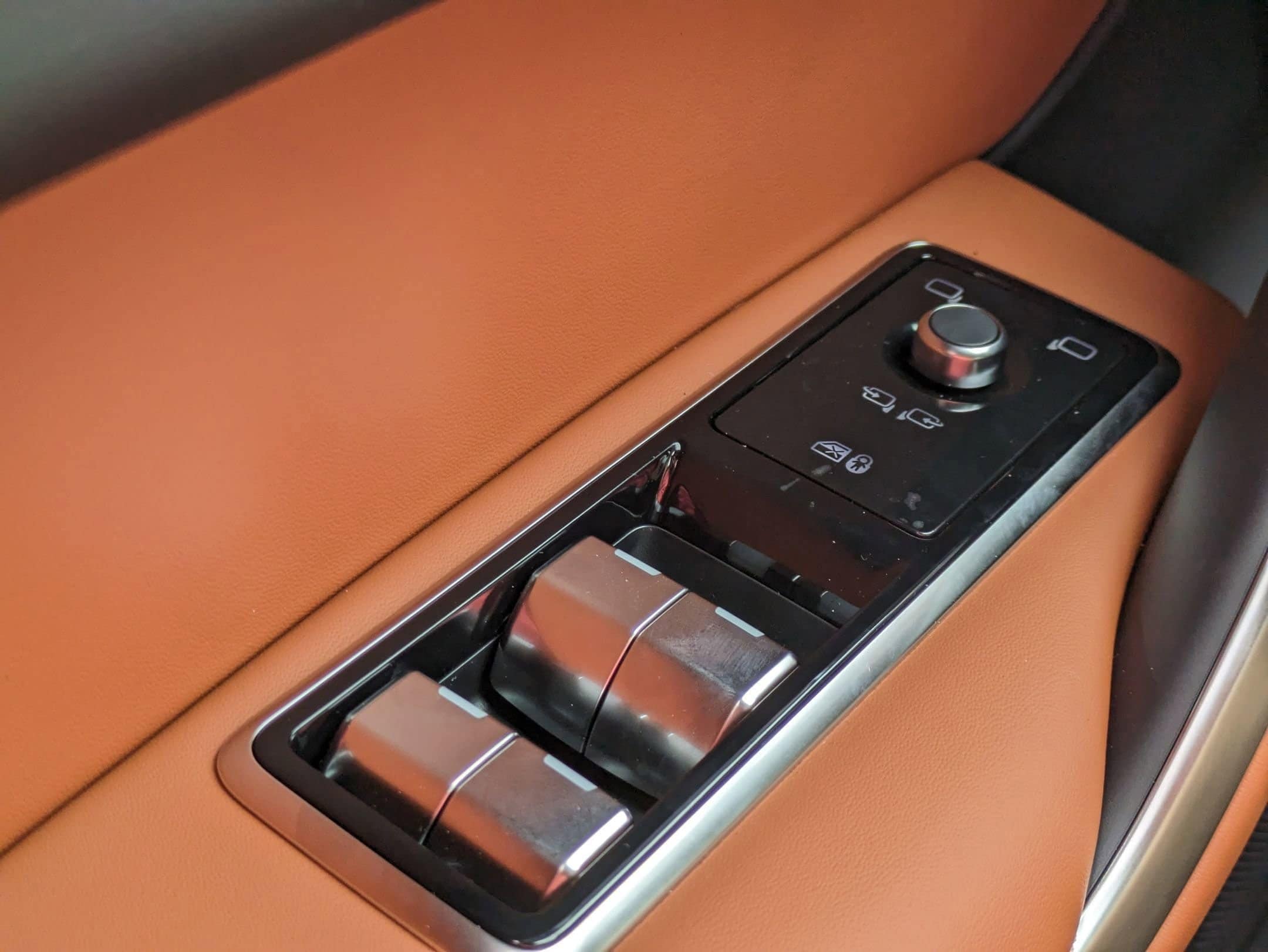 2026 Jaguar F-Pace R-Dynamic S - Photo 21