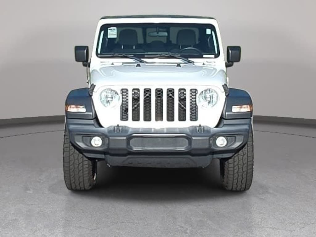 Used 2020 Jeep Gladiator Sport S Truck Crew Cab