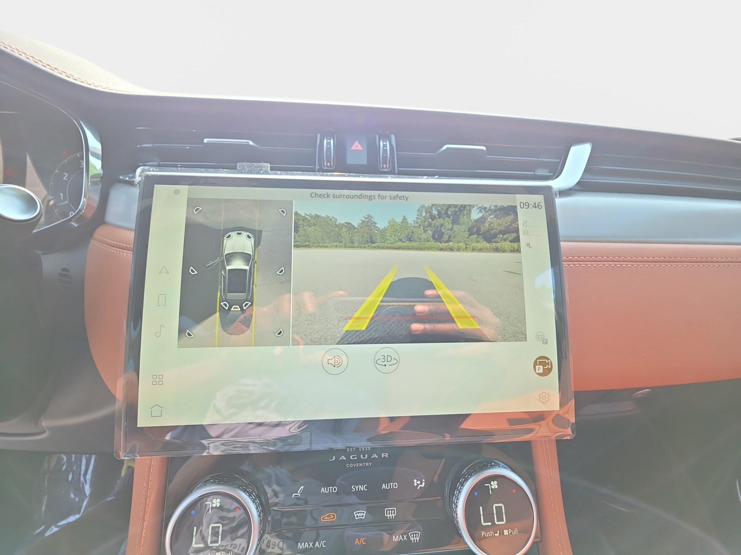 2026 Jaguar F-Pace R-Dynamic S - Photo 24